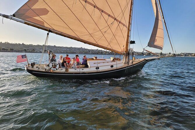 Afternoon Sail On A Charming Vintage Yacht Beer &. Wine Included - Whats Included and What You Should Know
