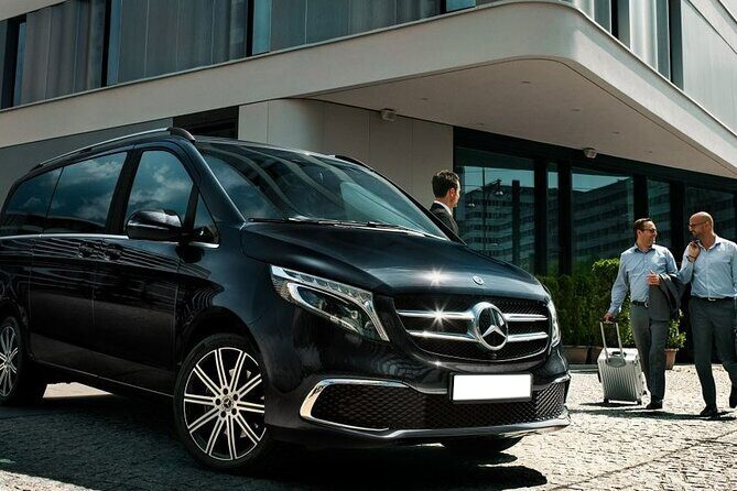 Airport pick up and drop off (Queen Alia Airport Amman) - Who Would Love This Service?