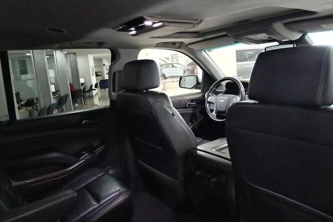 Airport Suburban SUV Transfer Round Trip - The Driver and Service Quality