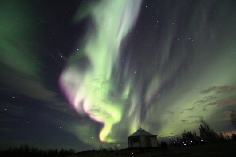 Alaskan Northern Lights/Aurora Borealis Lodges - Authentic Experiences and Authenticity