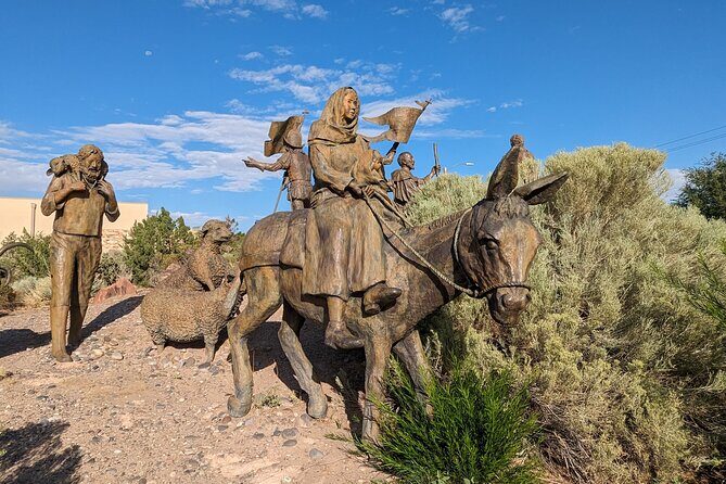 Albuquerque Scavenger Hunt Walking Tour and Game - Who Will Enjoy This Tour?