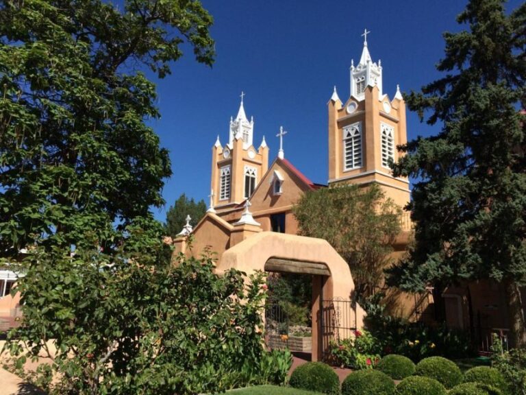 Albuquerque's Timeless Wonders: From Plazas to Museums - What to Expect: A Step-by-Step Breakdown