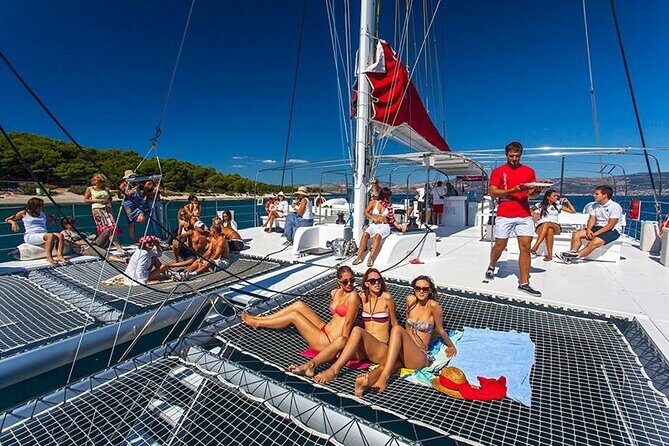 All inclusive SPEEDBOAT FULL DAY to ILE AUX CERF & GRSE WATERFALL - What Travelers Should Know