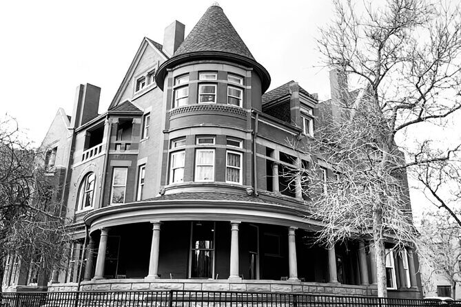 All-Inclusive Twilight Ghost Tour with a Boozy Twist - The Value — Is It Worth It?