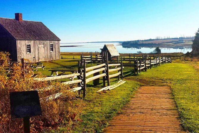 Amazing PEI Experience 5 passengers only - Authenticity and Learning