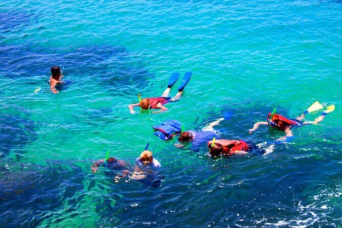 Amazing tour boat through wild nature in Huatulco Bays - The Itinerary in Detail
