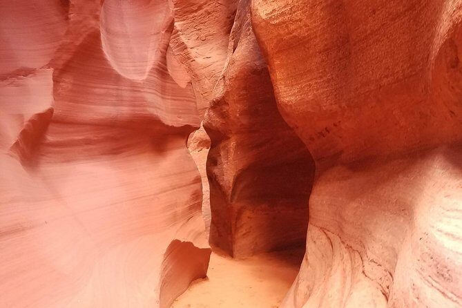 Antelope Canyon, Horseshoe Bend and Lake Powell Tour from Las Vegas - The Practicalities: What You Need to Know
