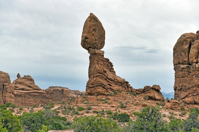 Arches National Park by Van Tour - What to Expect on the Tour