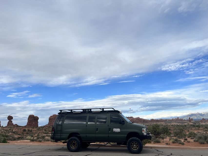 Arches National Park: Sunset Pavement Van Tour - Who Will Love This Tour?