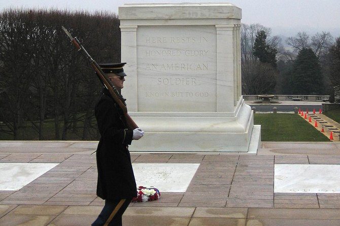 Arlington Cemetery & Changing of the Guard Exclusive Guided Tour - What the Tour Offers