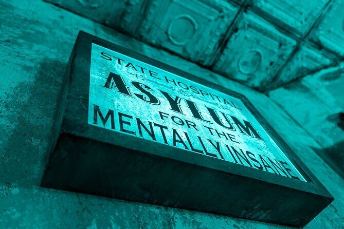 Asylum Escape Room Experience in Avondale - How the Experience is Structured