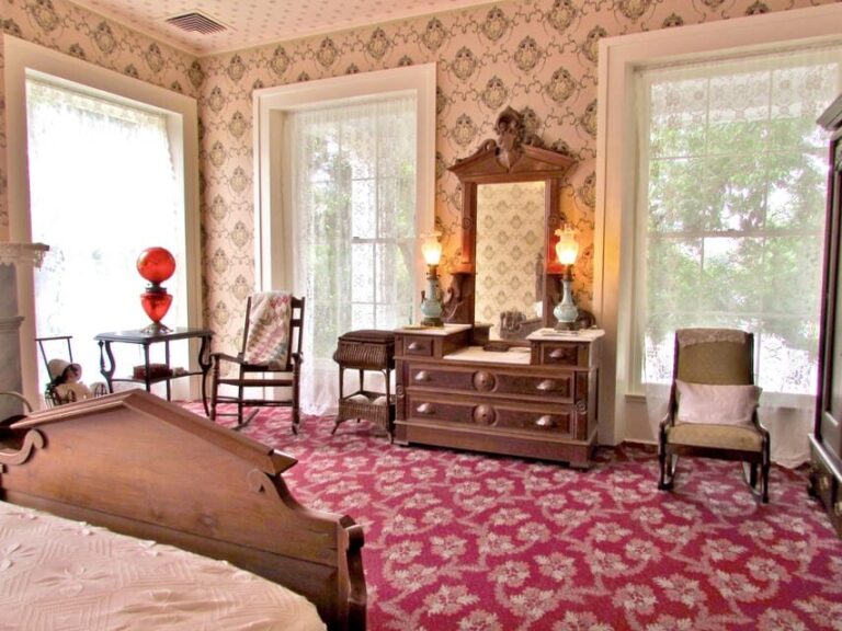 Austin: Neill-Cochran House Museum - A Closer Look at the Neill-Cochran House Museum