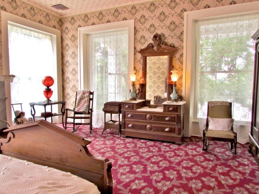 Austin: Neill-Cochran House Museum - A Closer Look at the Neill-Cochran House Museum