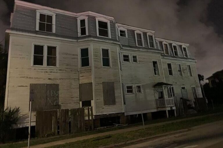 Authentic Galveston Ghost City Tour - What’s Included & What’s Not