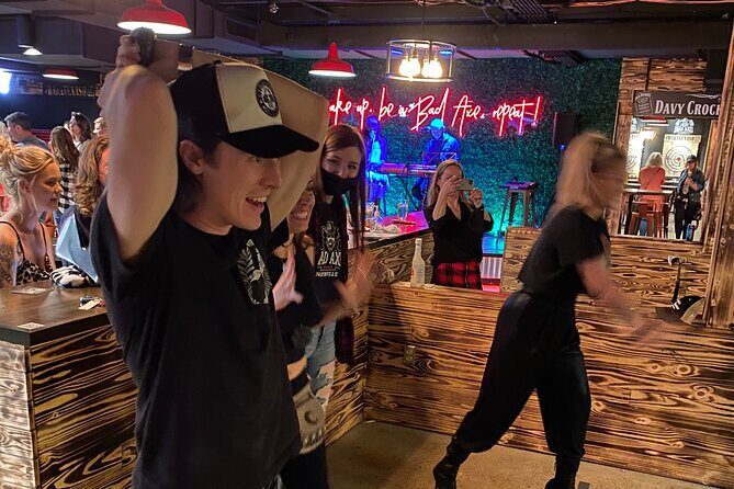 Axe Throwing Experience with Private Lane and Coach in Nashville - The Technical Side: Safety, Equipment, and Group Size
