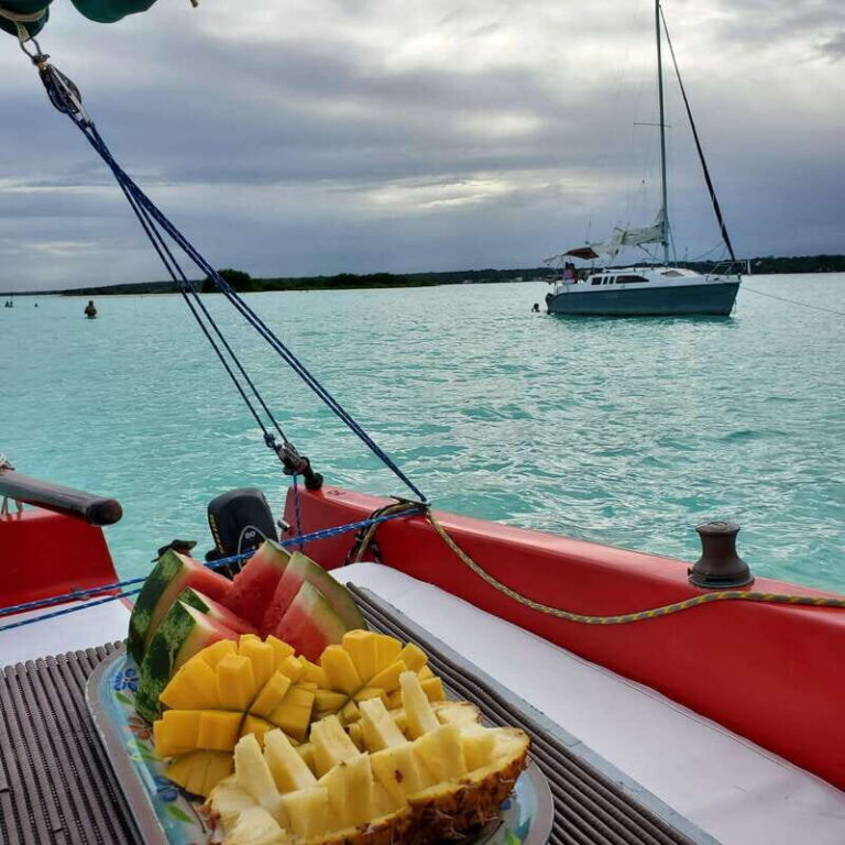 Bacalar: 4hr Private Sailing Tour with Guacamole & Drinks - The Journey Through Bacalars Natural Wonders