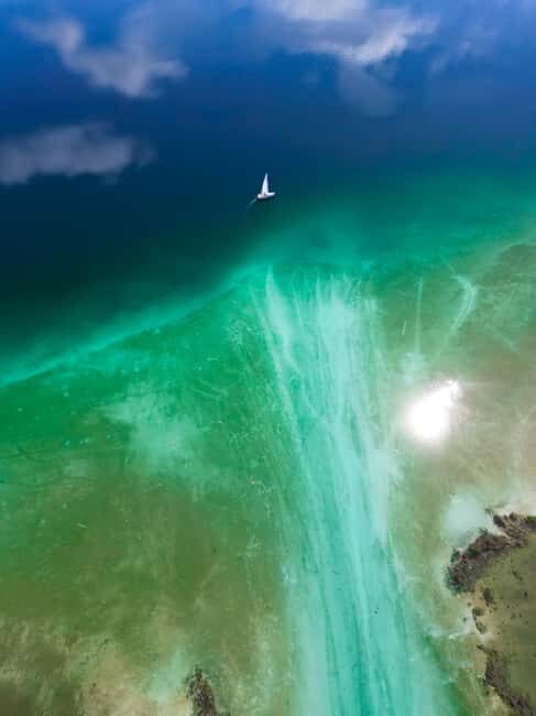 Bacalar: Lagoon Sailing Tour with Snacks and Drinks - The Authentic Touch