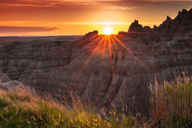 Badlands After Dark: Sunset Colors and Celestial Views - Who Should Consider This Tour?