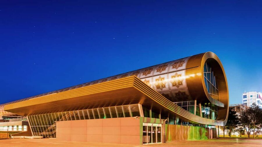 Baku City Night Tour - The Experience of a Guided Night Tour