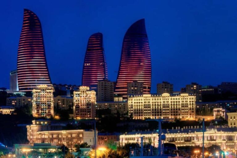 Baku Lights Night Tour with Hotel Pickup - What Makes the Experience Stand Out
