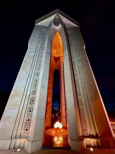Baku: Old City Tour: Explore Azerbaijans Historic Heart - Discovering Baku’s Old City: An Authentic Snapshot