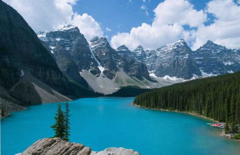 Banff/Canmore/Calgary: Moraine Lake and Lake Louise Guided - Who Would Love This Tour?