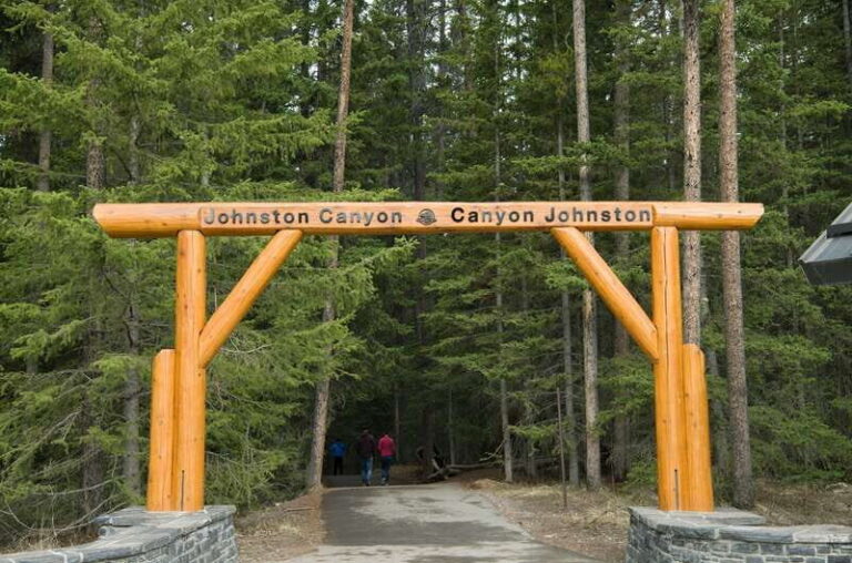 Banff: Guided Day Trip with Hotel Pickup and Drop-off - Frequently Asked Questions