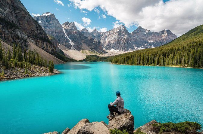 Banff National Park Tour Lake Louise and Moraine Lake by coach - Why This Tour Offers Good Value
