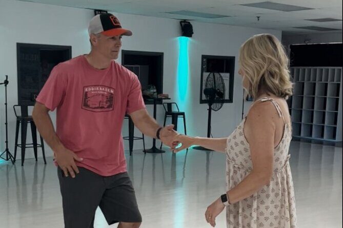 Beginner's Two Step and Country Swing Dancing Class - Who Should Consider This Experience?
