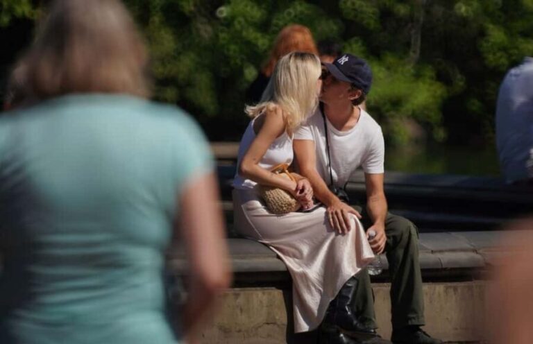 Best of NYC: Top-Rated Gossip Girl TV Locations Pedicab Tour - Who Will Love This Tour?