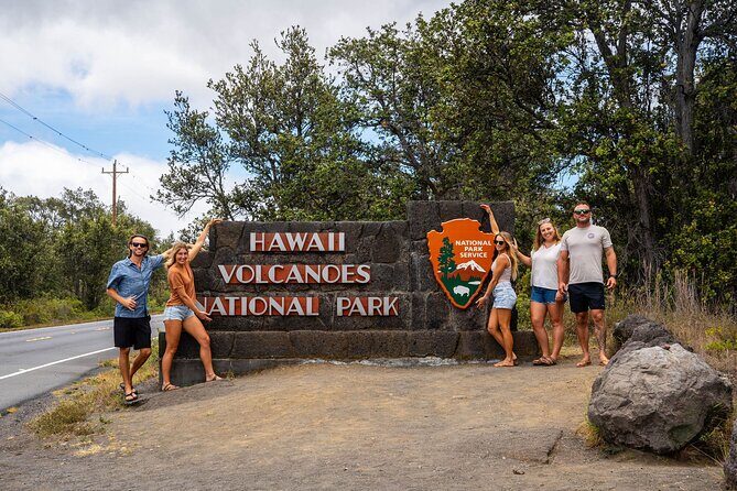 Big Island Private Tour Waipio Valley Volcanoes Waterfalls - What to Expect from the Experience