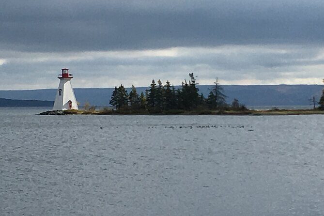 Blackwood Tours: Highland Village, Baddeck, Bell Museum Tour
