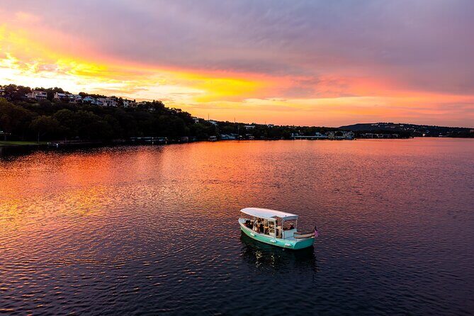 Boat Cruise 1 Hr on Lake Austin Air Conditioned Per Person - A Detailed Breakdown of the Itinerary