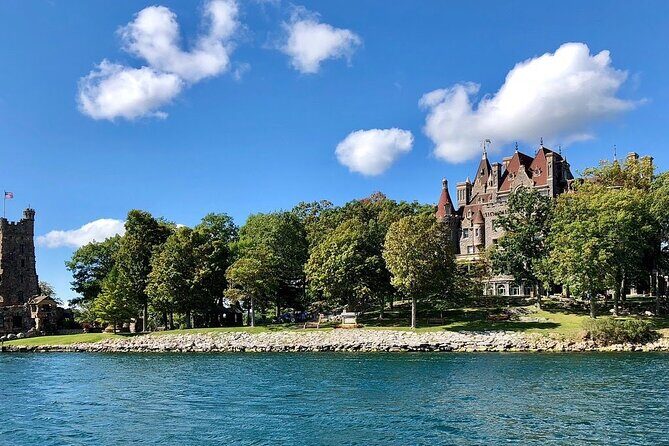 Boldt Castle and 2 Nation Tour - The Value of the Experience
