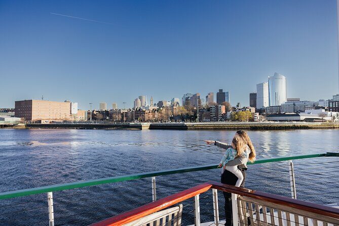 Boston Harbor Holiday Brunch Cruise - Who Should Book This Cruise?