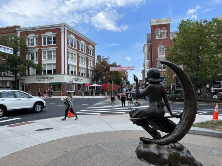 Boston: Salem by Boat Witch Trials & Walking Tour - The Salem Museum Stops: Witch Trials or Pirates?