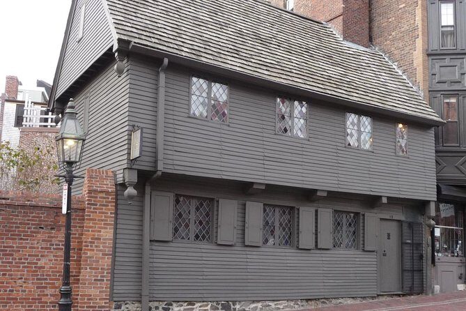Boston Sightseeing Tour - a fully-narrated driving tour - Practical Details