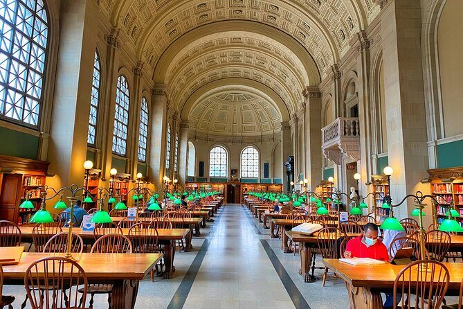 Boston's Architecture, History + Photo Walking Tour (SMALL Group) - A Deep Dive into the Tour Experience