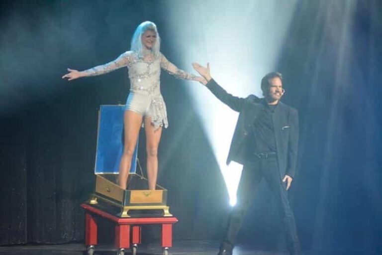Branson: Cabaret Comedy Magic Dinner Show - Who Will Love This Experience?