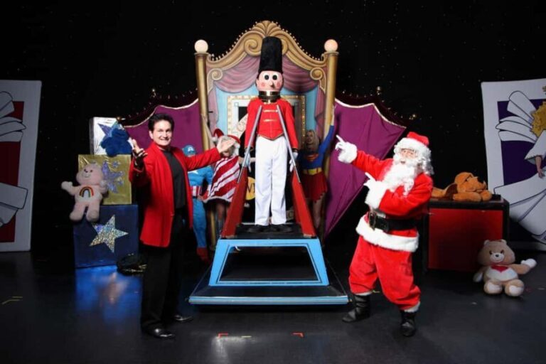 Branson: Hamners' Unbelievable New Year's Eve Extravaganza - What Makes This Experience Stand Out