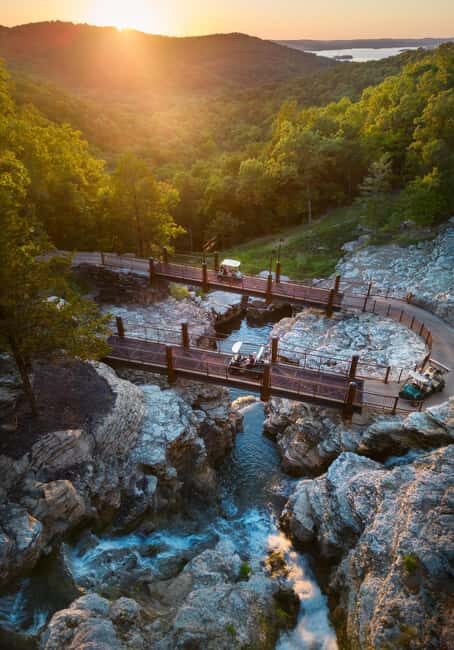 Branson: Top of the Rock Ozarks Heritage Preserve - The Scenic Trail and Natural Features