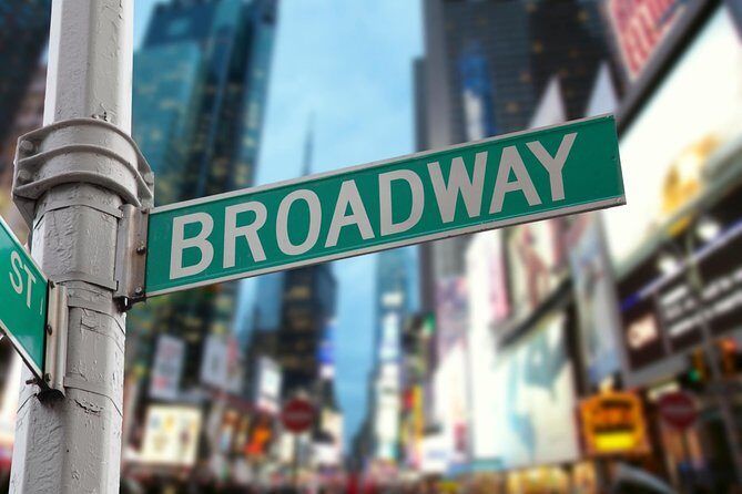 Broadway and Times Square Insider Tour with Theater Professional - Critical Observations