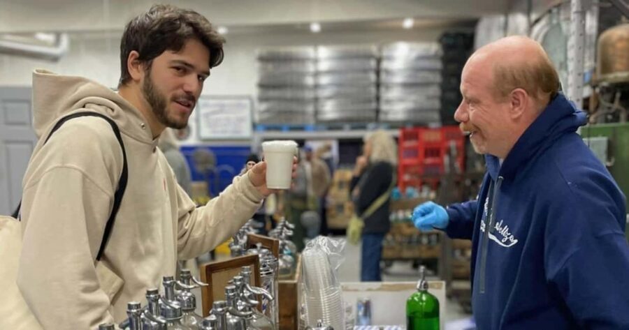 Brooklyn: Private Seltzer Museum & Factory Tour
