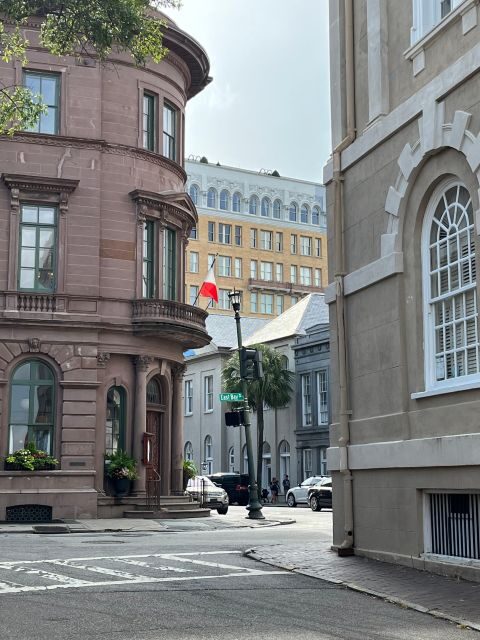 Bruce Knows Charleston Walking Tour - The Experience in Detail