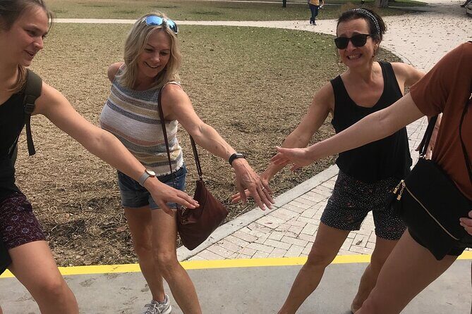 Burbank City Scavenger Hunt Excursion by Crazy Dash - How It Works and What to Expect