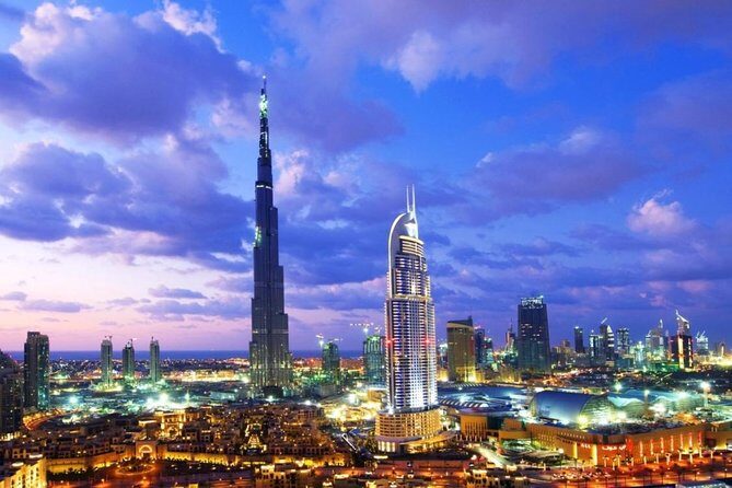 Burj Khalifa: At the Top entry with Fountain Boardwalk - Who Will Love This Tour?