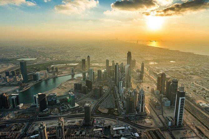 Burj Khalifa: At The Top (Levels 124 and 125) Admission Ticket - Practical Tips for Visiting