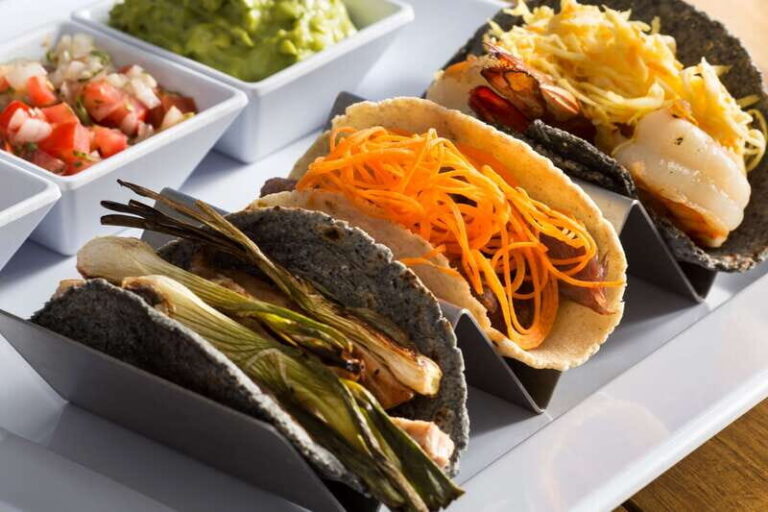 Cabo: Luxury Yacht Snorkel Cruise with Lunch and Open Bar - Itinerary Breakdown