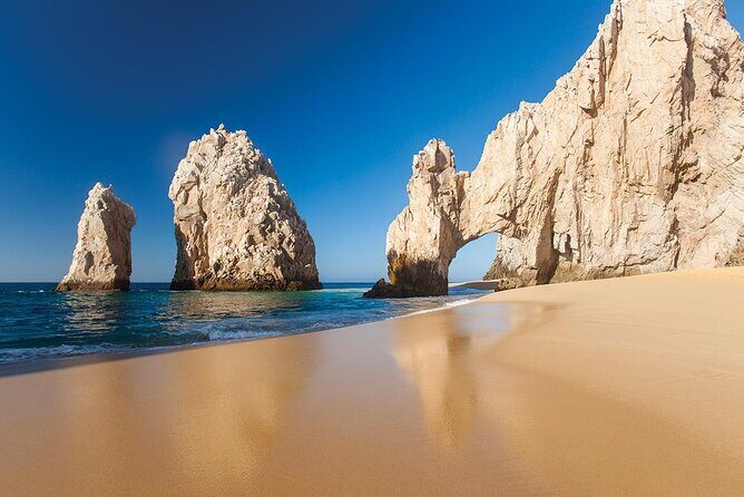 Cabo Private Transportation Airport to Cabo San Lucas Pacific Side, Nobu Hard Rock - Who Will Love This Service?