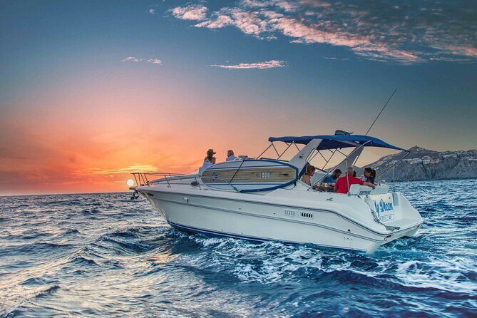 Cabo San Lucas Private Yacht Cruise with Open Bar - Who Should Consider This Tour?